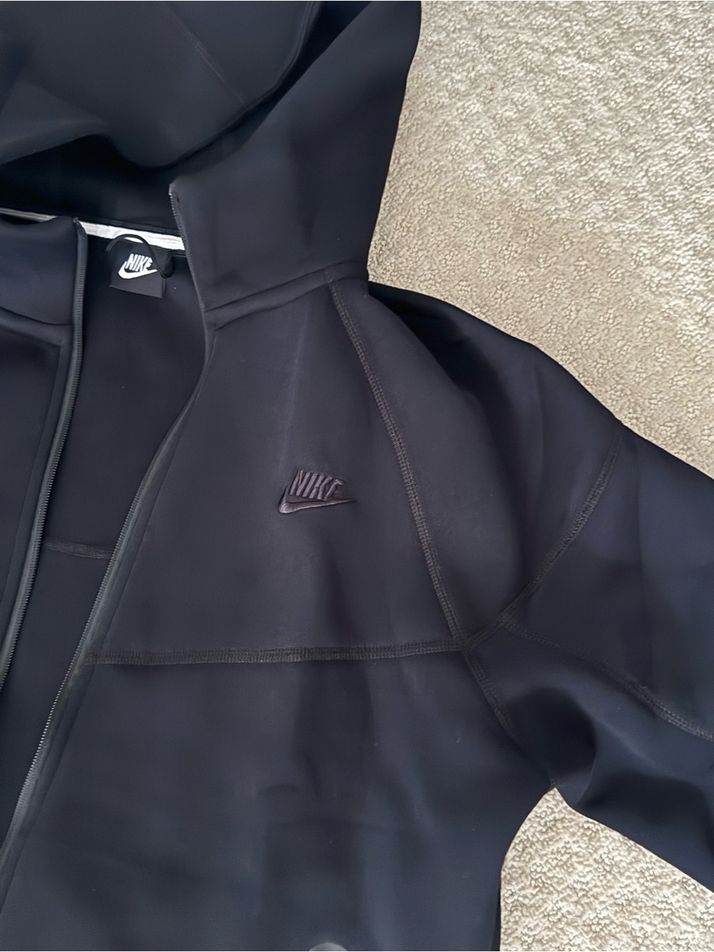 Nike Black Full-Zip Hooded Tech Jacket - Picture 3 of 7